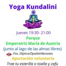 Yoga los jueves a las 19:30 hasta las 21:00. Frente al lago del parque. Traer esterilla y zafu